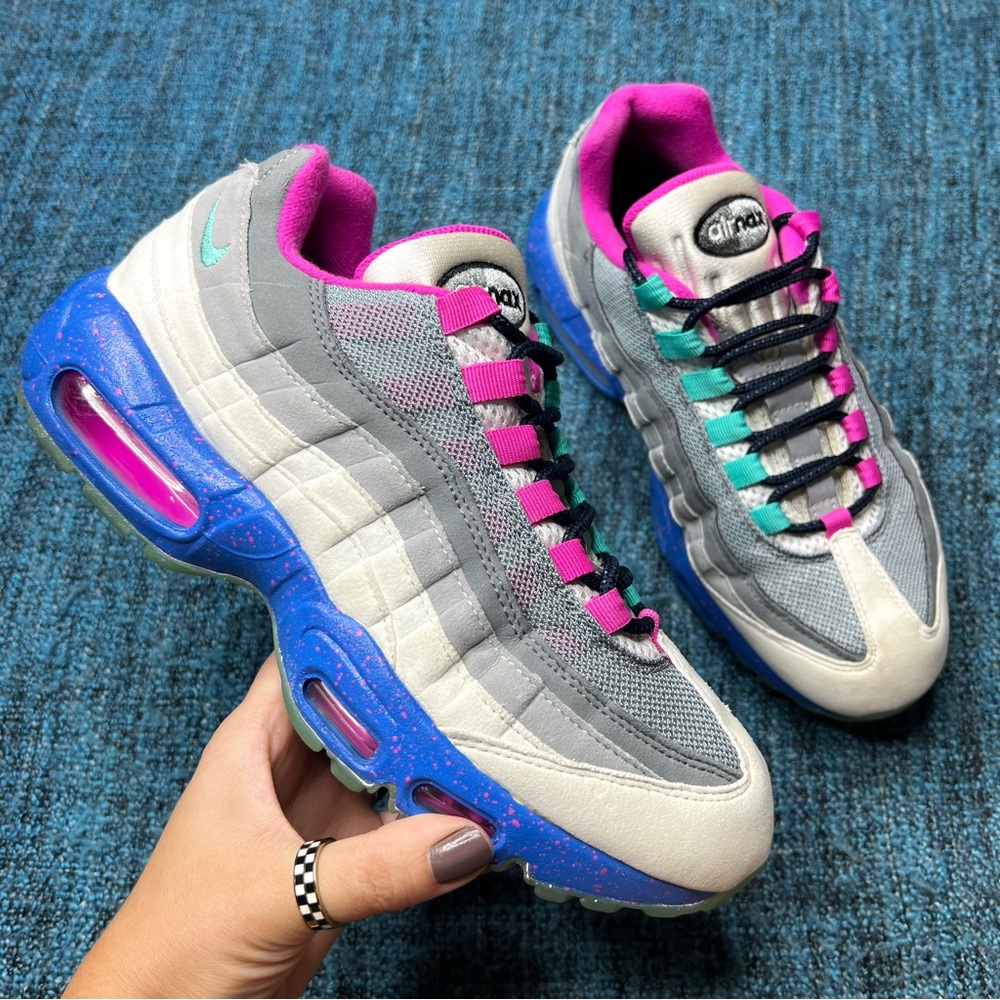 Nike Air Max 95 ID Custom Sneakers in Blue Pink White Grey